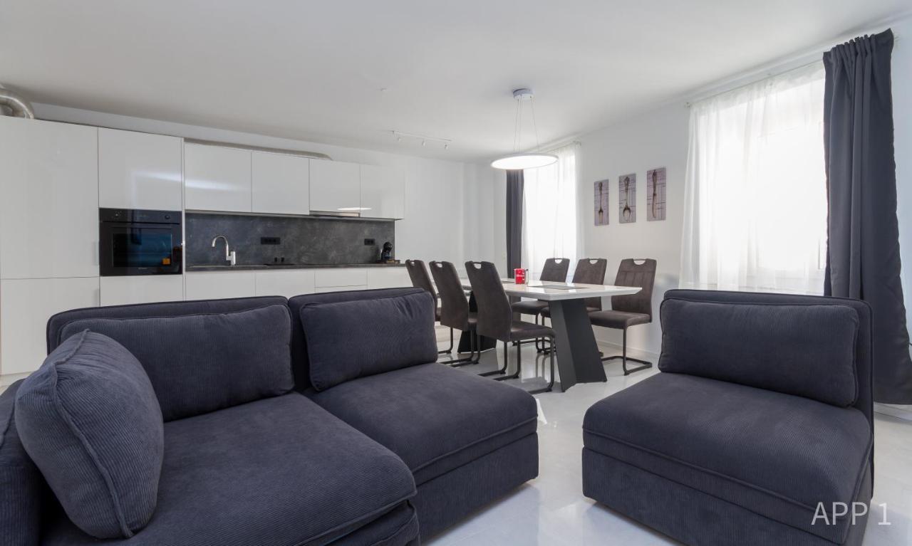 Premium Tartini By Locap Group *